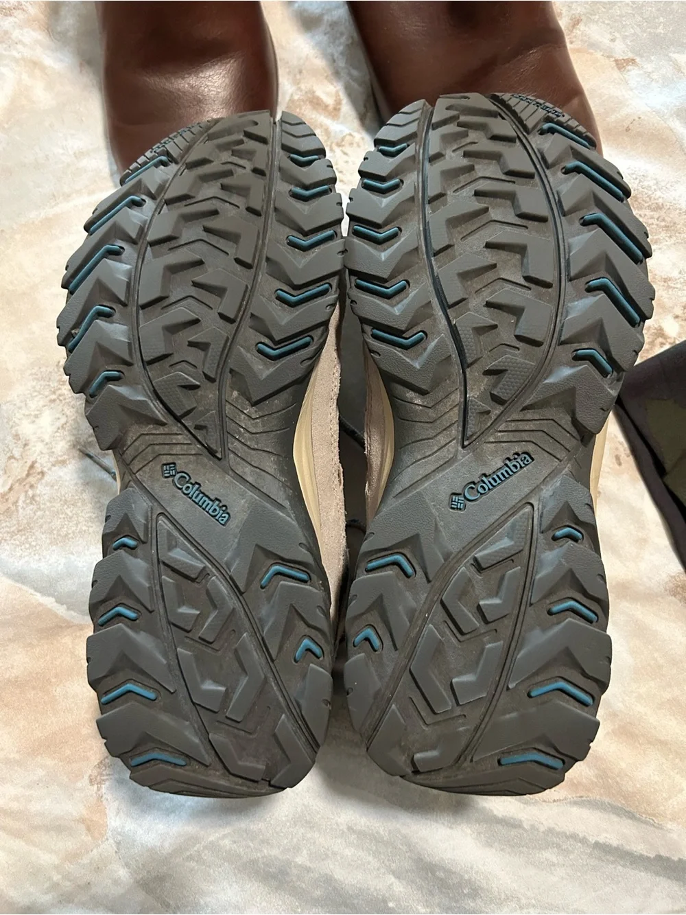 Women's Trail/Hiking Shoes in Taupe with Blue Lining